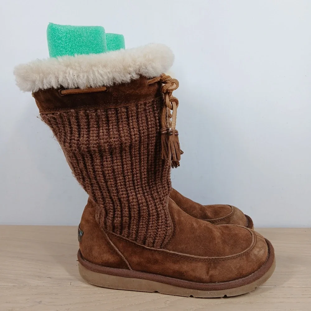 UGG Boots Womens 7 Chestnut Suede Knit Shearling Lined Cozy Winter